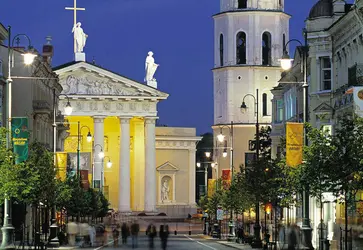 Cathédrale de Vilnius, Lituanie - crédits : © Jon Arnold Images/SuperStock