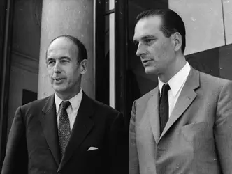 Valéry Giscard d’Estaing et Jacques Chirac, 1969 - crédits : Keystone/ Hulton Archive/ Getty Images