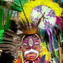 Enfant de la tribu Cri - crédits : © Tim Graham/ robertharding/ Agefotostock