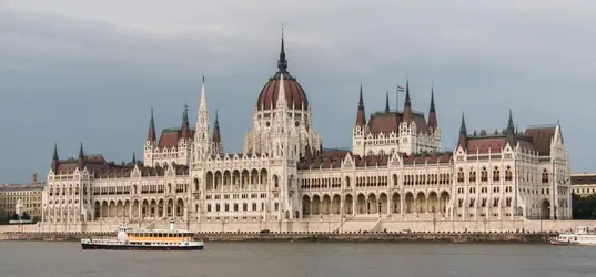 Parlement hongrois, Budapest - crédits : © Andrew Moore/ Flickr ; CC BY-SA 2.0