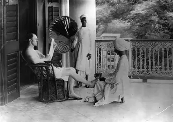 Administrateur colonial en Inde britannique - crédits : Hulton Archive/ Getty Images