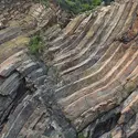 Calcaires plissés - crédits : © Leungchopan/ Shutterstock