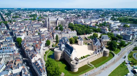 Château des ducs de Bretagne, Nantes - crédits : Altitude Drone/ Shutterstock