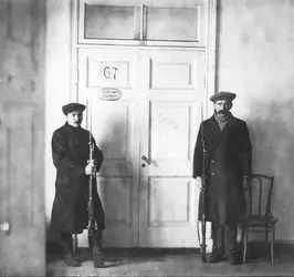 Le cabinet de Lénine et Trotski, 1917 - crédits : Hulton Archive/ Getty Images