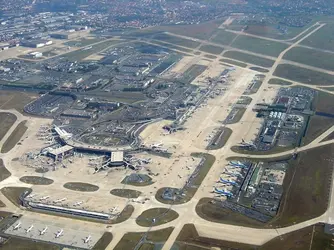 Aéroport de Paris-Orly - crédits : © Muhammad Ector/ Flickr.fr ; CC-BY 2.0