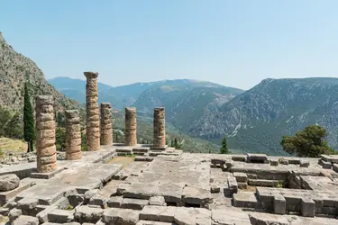 Temple à Delphes, Grèce - crédits : © Stefan Cristian Cioata/ Moment/ Getty Images