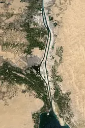 Vue satellite du canal de Suez, Égypte - crédits : USGS/ NASA Landsat/ Orbital Horizon/ Gallo Images/ Getty Images