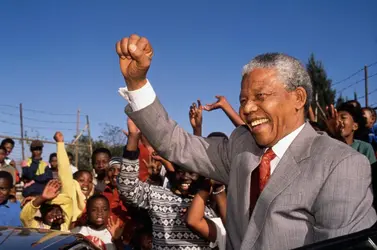 Nelson Mandela - crédits : © Louise Gubb/ Corbis Saba/ Corbis Historical/ Getty Images