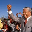 Nelson Mandela - crédits : © Louise Gubb/ Corbis Saba/ Corbis Historical/ Getty Images