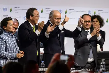 Clôture de la COP 21, 2015 - crédits : © Christophe Petit Tesson/ EPA/ Corbis