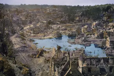 Saint-Lô, « capitale des ruines », 1944 - crédits : Glasshouse/ AKG-Images