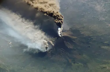 Etna, Sicile - crédits : NASA