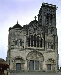 Basilique Sainte-Madeleine, Vézelay - crédits : Peter Willi/  Bridgeman Images 