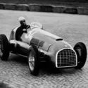 Juan Manuel Fangio - crédits : © Universal History Archive/ Universal Images Group/ Getty Images