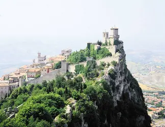 Mont Titan, Saint-Marin - crédits : © Spectrum Colour Library/heritage-Images