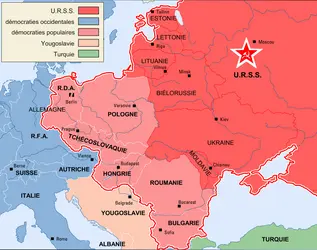 L'effondrement du bloc soviétique, 1989-1991 - crédits : © 2005 Encyclopædia Universalis France S.A.