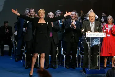 Marine et Jean-Marie Le Pen - crédits : Patrick Durand/ Getty Images/ AFP