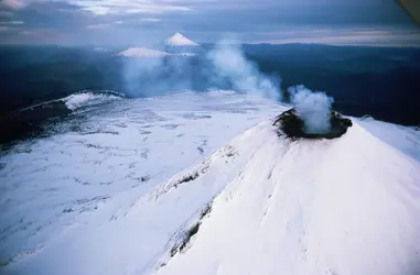 Volcan andin actif - crédits : Nicholas DeVore/ Stone/ Getty Images