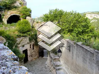 Baux-de-Provence - crédits : © Hours1985/ Shutterstock