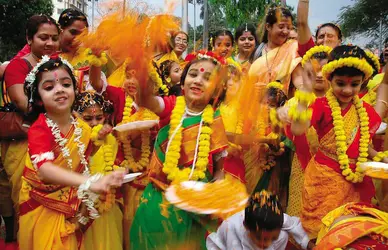 Fête hindoue de Holi - crédits : © Kaushik Sengupta/AP