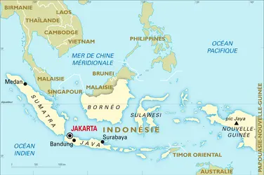 Indonésie : carte générale - crédits : Encyclopædia Universalis France