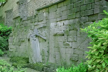 Mur des Fédérés, cimetière du Père-Lachaise, Paris - crédits : © H. Champollion/ AKG-images