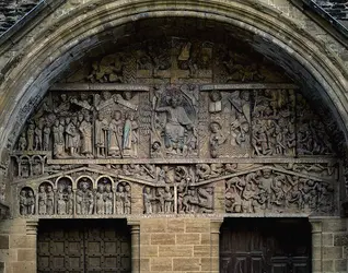 Portail occidental de Sainte-Foy de Conques, Aveyron - crédits : Peter Willi/  Bridgeman Images 