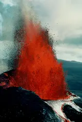 Fontaine de lave à Hawaii - crédits : Greg Vaughn/ Getty Images