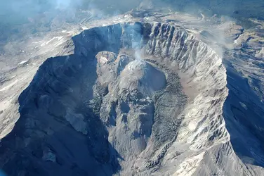 Vue aérienne du mont Saint Helens, États-Unis - crédits : © W. Scott/ U.S. Geological Survey