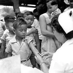 Vaccination en milieu scolaire - crédits : © UNICEF/ICEF-2539