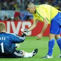 Ronaldo et Oliver Kahn - crédits : Martin Rose/ Bongarts/ Getty Images