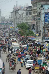 Rue de Dacca, Bangladesh - crédits : © Soltan Frédéric/ The Image Bank/ Getty Images