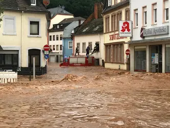 Inondations meurtrières en Allemagne (juillet 2021) - crédits : Ernst Mettlach/Fire Brigades City of Trier/AFP