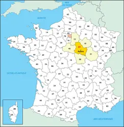 Yonne : carte de situation - crédits : © Encyclopædia Universalis France