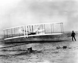Premier vol motorisé d'Orville Wright - crédits : © Courtesy of National Air and Space Museum, Smithsonian Institution, Washington, D.C.