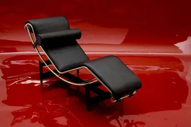 Chaise longue « B306 » - crédits : © Shutterstock