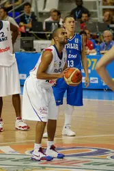 Tony Parker - crédits : © A. B. Ateca/ Shutterstock