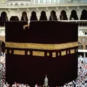 Tawaf, lors du pèlerinage à La Mecque - crédits : Neil Turner/ Getty Images