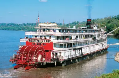 Bateaux à aube - crédits : © W. Buss/ DeAgostini/ Getty Images