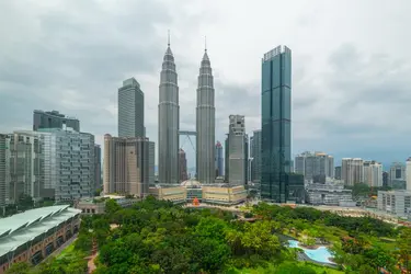 Tours Petronas à Kuala Lumpur, Malaisie - crédits : © Ratnakorn Piyasirisorost/ Getty Images