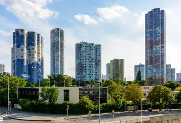 Nanterre, Hauts-de-Seine - crédits : olrat/ Shutterstock.com