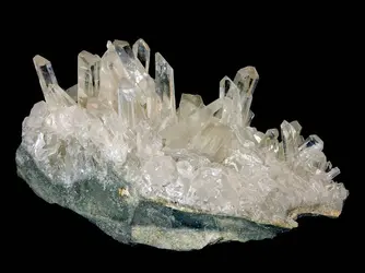 Quartz hyalin ou « cristal de roche » - crédits : © Gontar/ Shutterstock