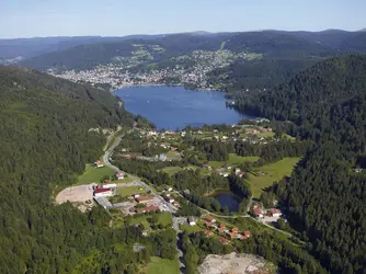 Lac de Gérardmer, Vosges - crédits : © L'Europe vue du ciel