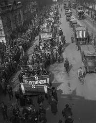 Manifestation de soutien à des mineurs en grève au Royaume-Uni, 1926 - crédits : Central Press/ Hulton Archive/ Getty Images