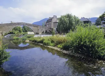 Mende, Lozère - crédits : © D. Hughes/ Shutterstock