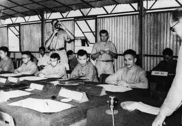 Fin de la guerre d'Indochine, 1954 - crédits : Hulton Archive/ Getty Images